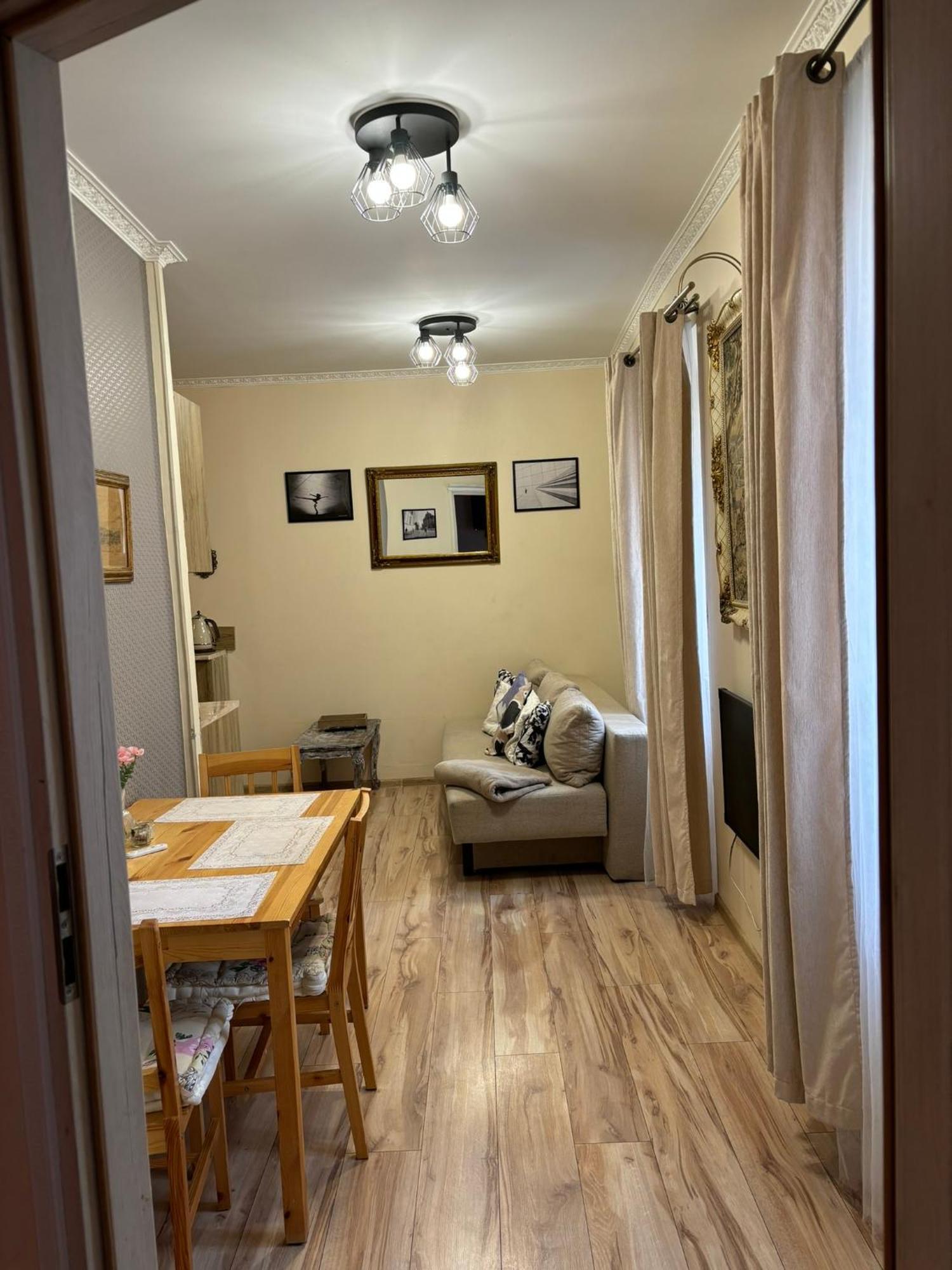 Obok Poczty Blisko Rynku Apartment Wałbrzych Exterior foto